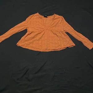 Light weight. Perfect for fall. Brown/ autumn colors